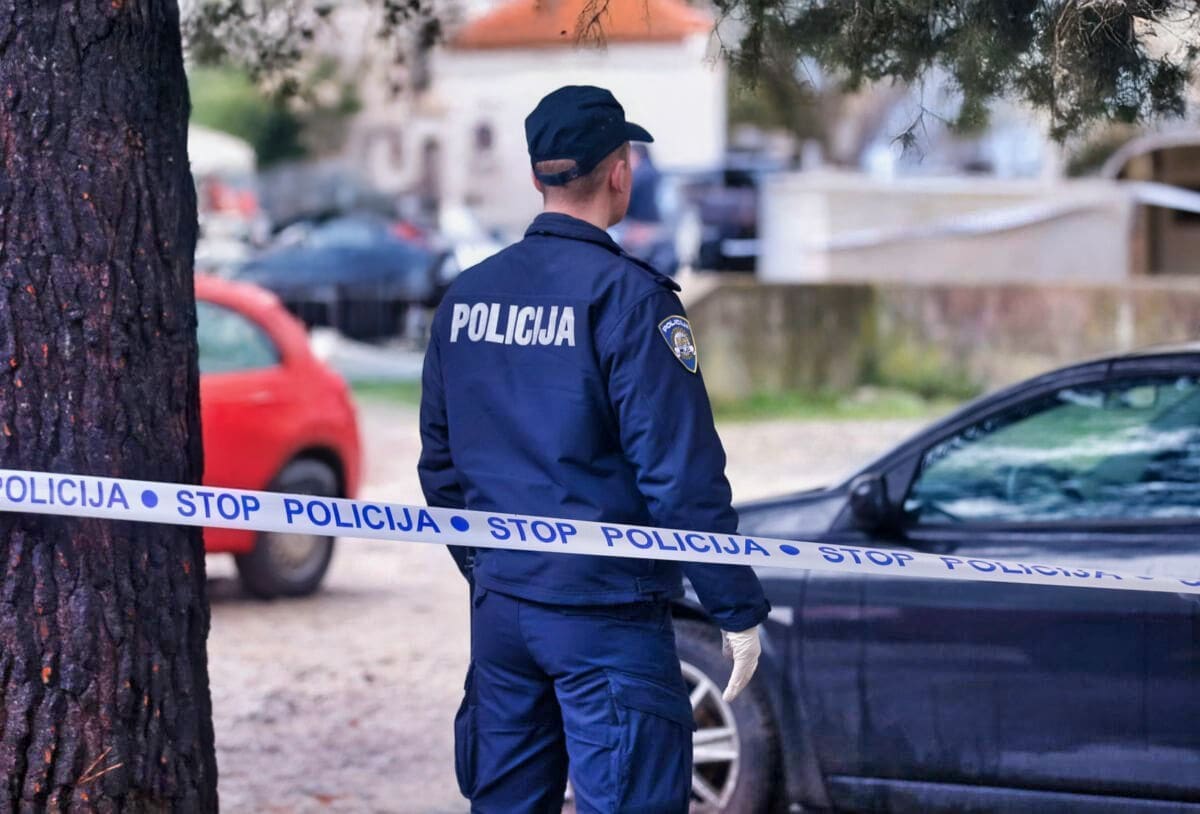 Eksplozija u Dubrovniku, uništen motocikl